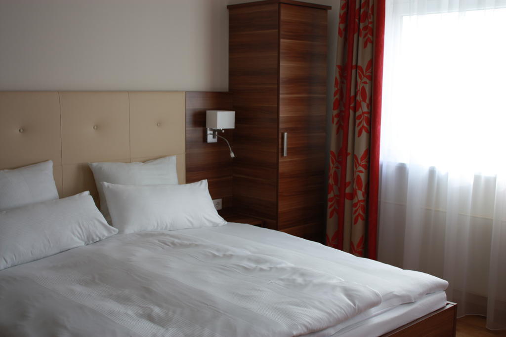 שוויטנקירכן Boarding House Holledau Inn חדר תמונה