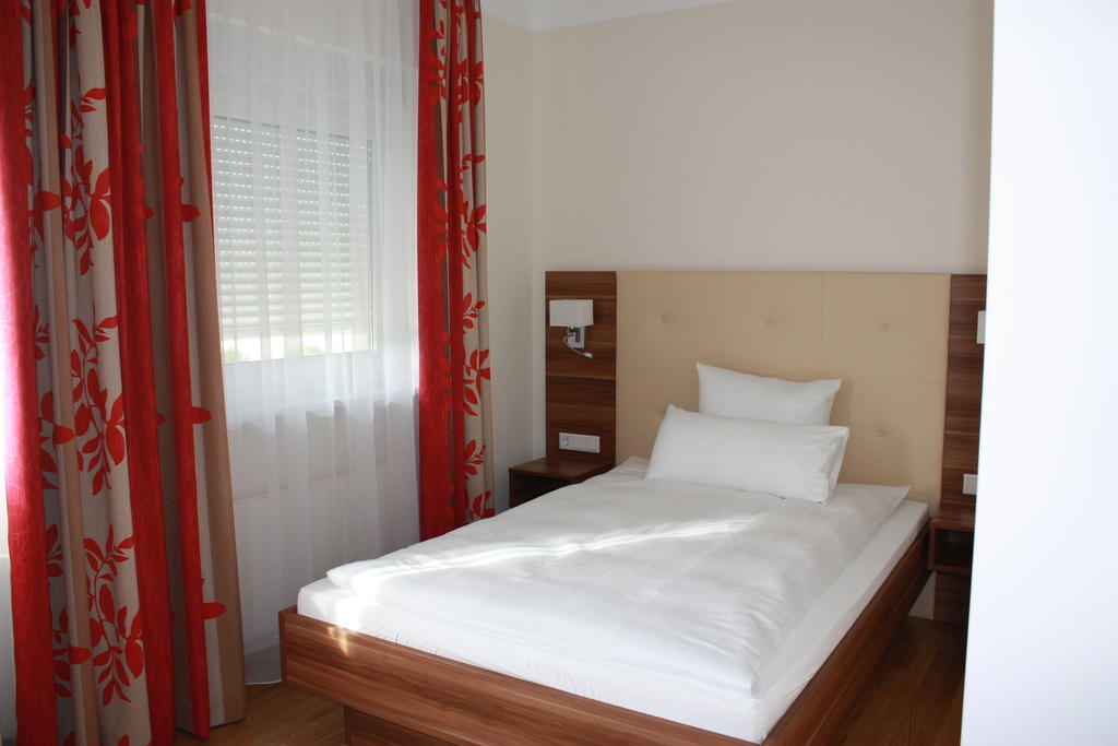 שוויטנקירכן Boarding House Holledau Inn חדר תמונה